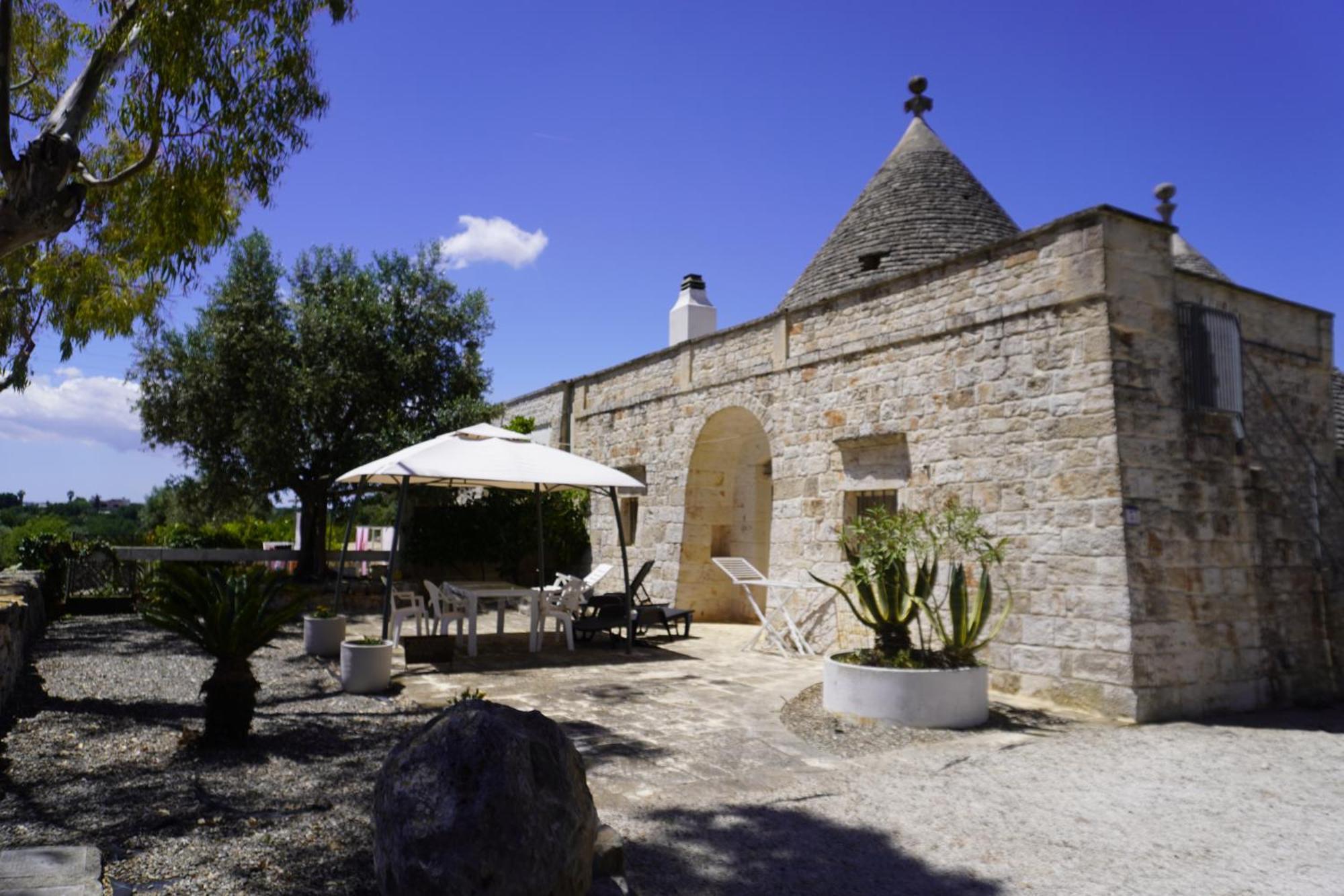 Trullo Amico Villa Cisternino Exterior photo