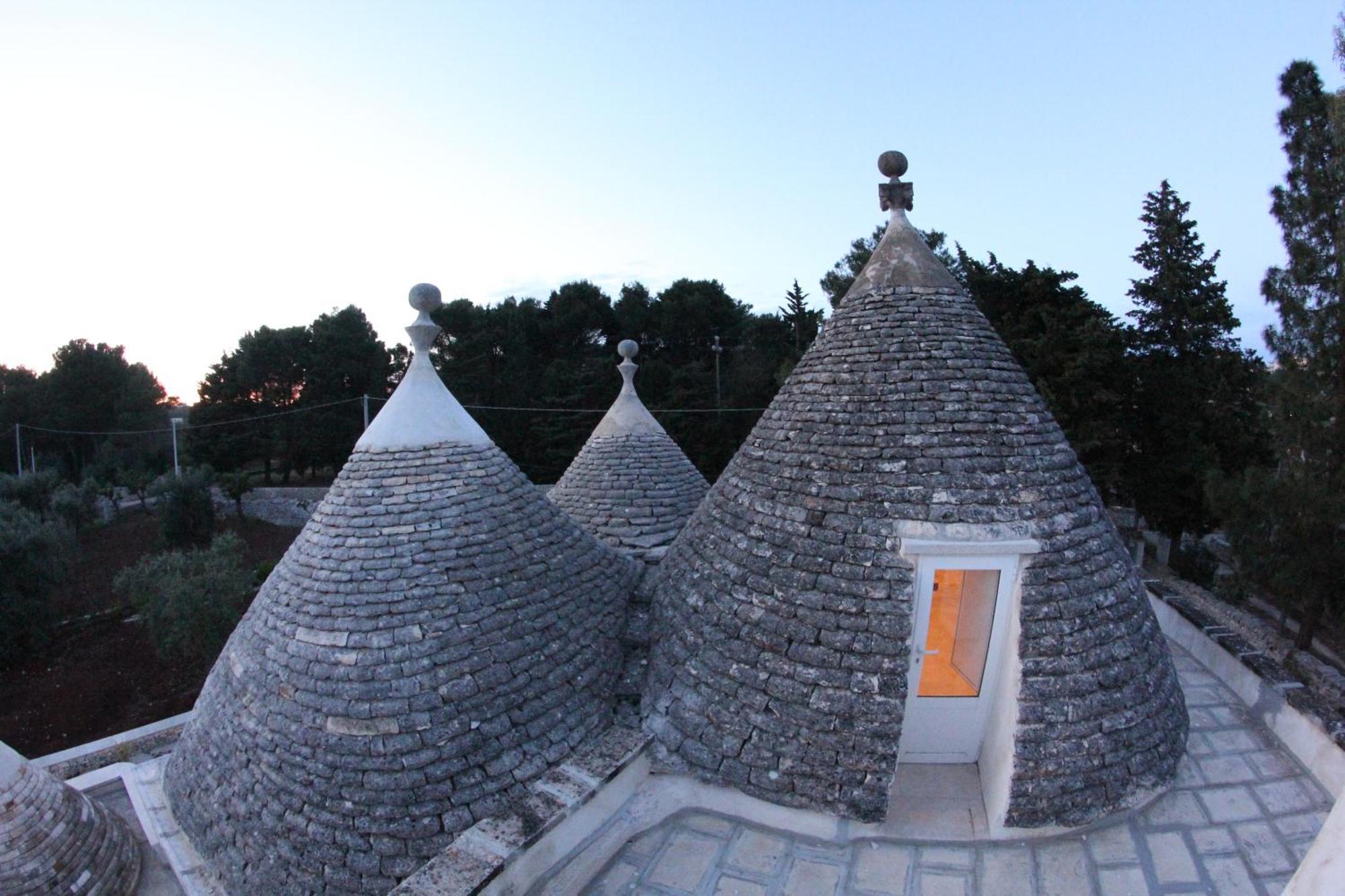 Trullo Amico Villa Cisternino Exterior photo